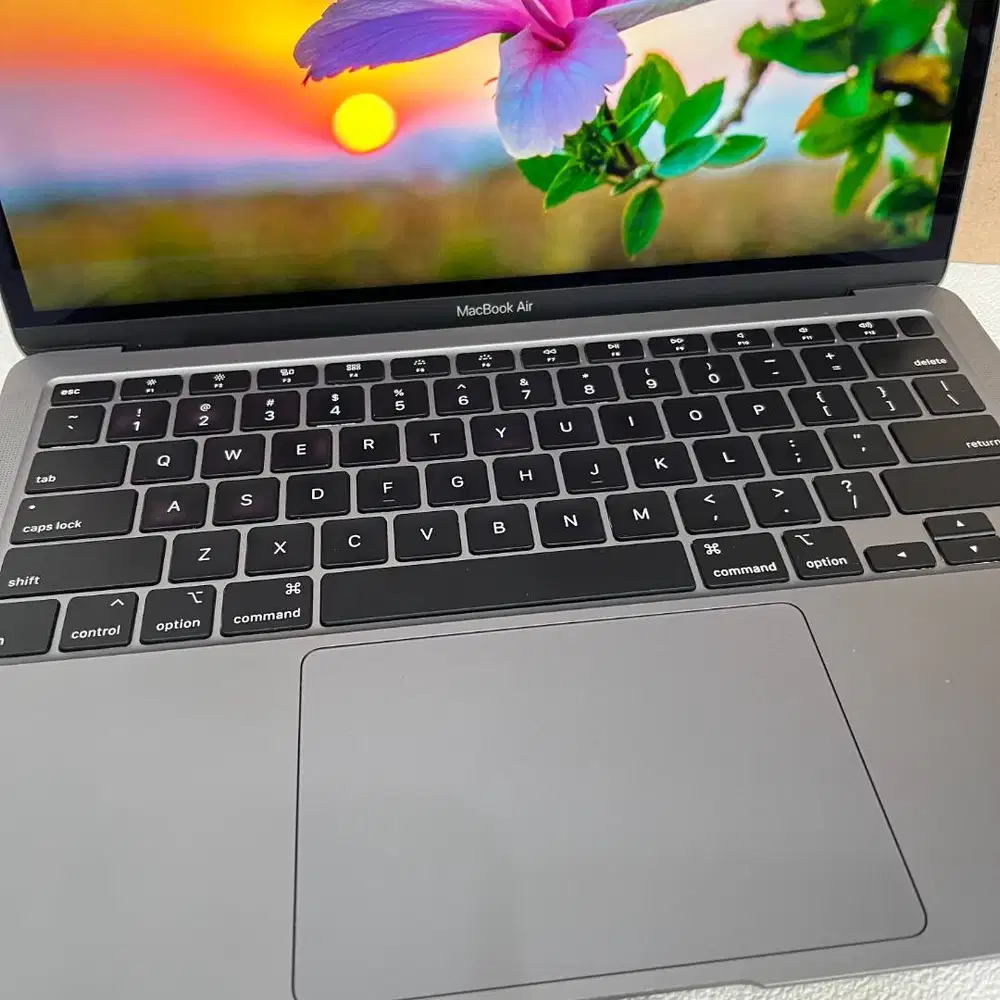 MacBook Air Retina 13 inch 2020 i5 16/512GB