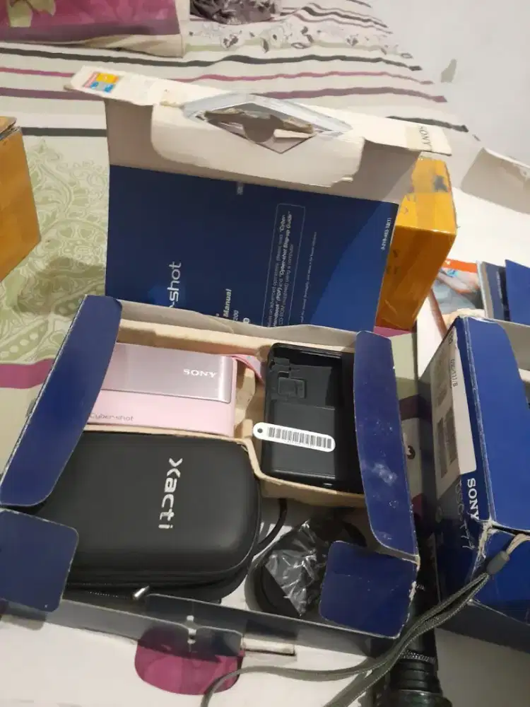 Kamera digital SONY DSC-T70