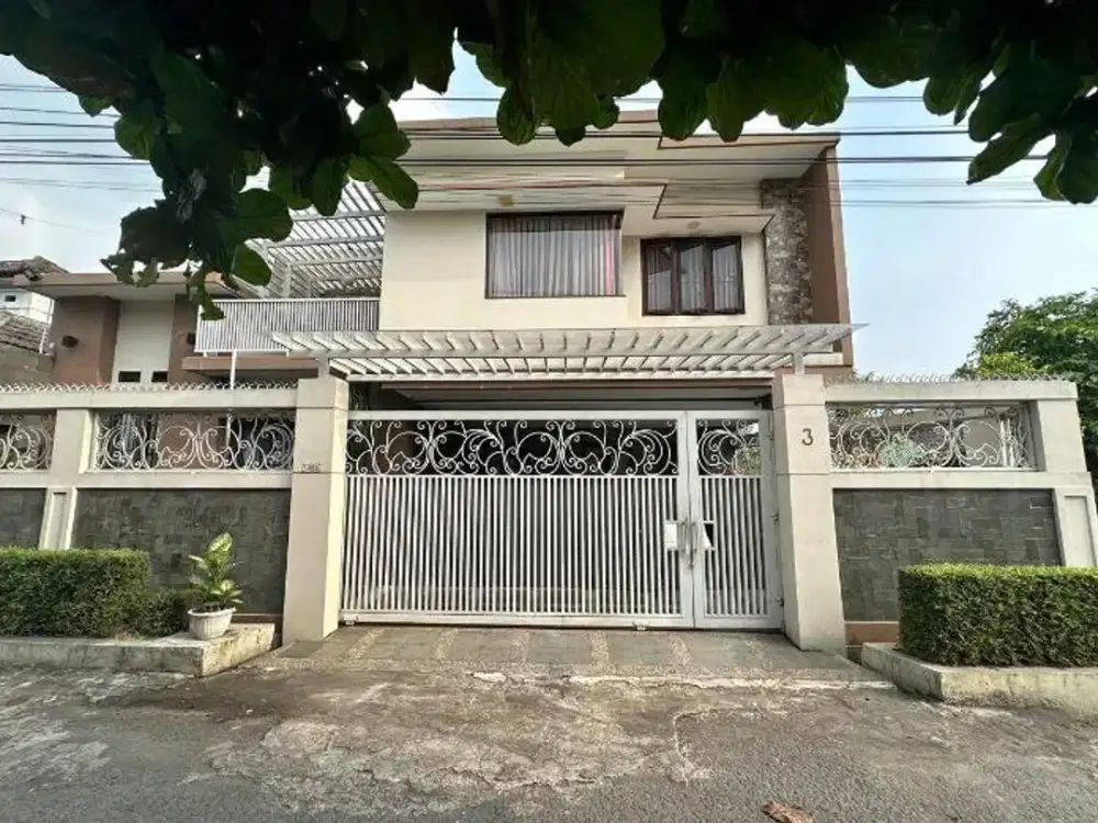 Rumah mewah Cibeureum kota Sukabumi