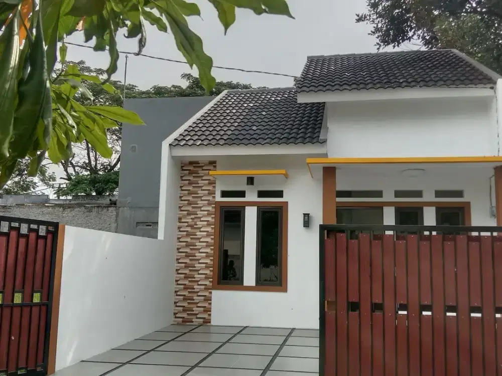 DI JUAL RUMAH MURAH 3 KAMAR TIDUR DI SENOPATI ESTATE BEKASI TIMUR