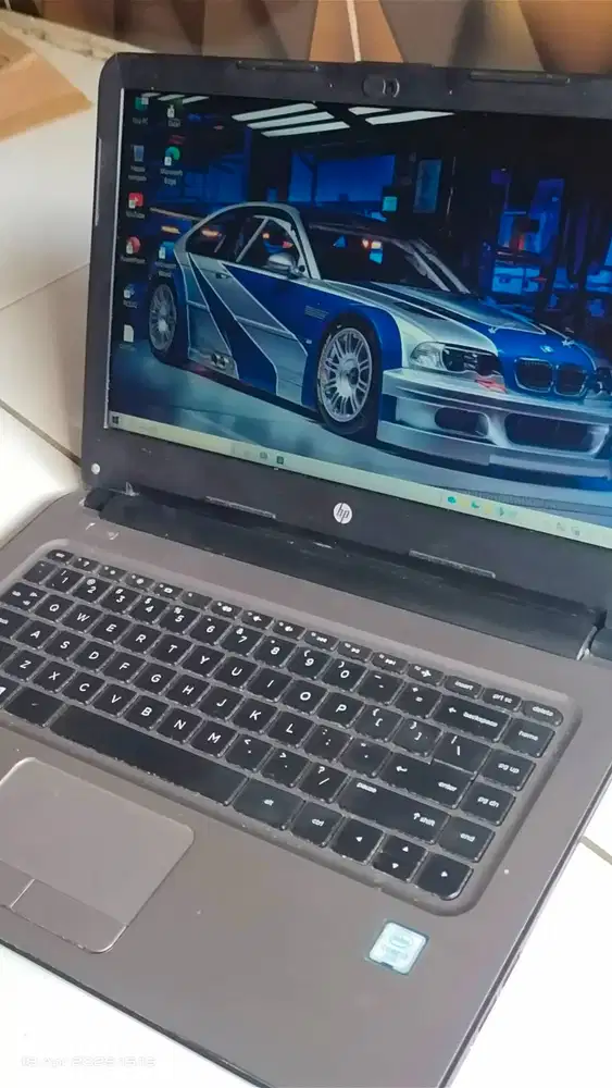 Laptop merk HP i3 gen 6 win 10 seken normal
