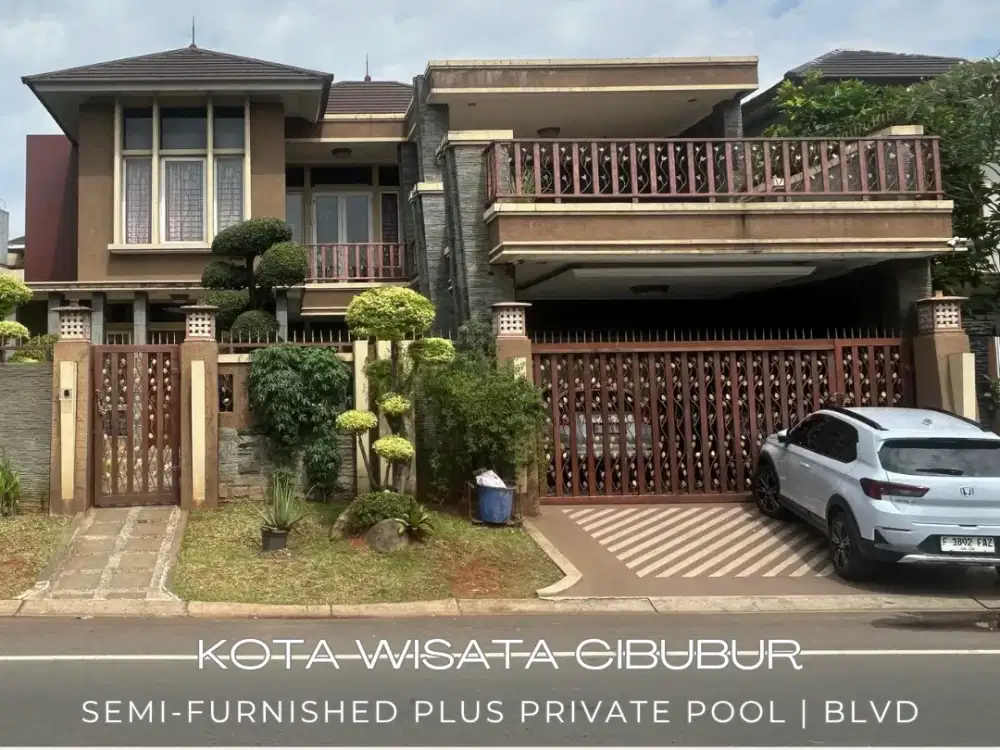 Rumah Mewah Semi-Furnished Plus Private Pool di Blvd Kota Wisata Cibubur - SHM
