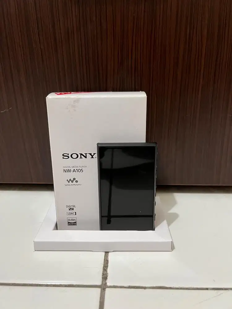 SONY DIGITAL AUDIO PLAYER NW-A105