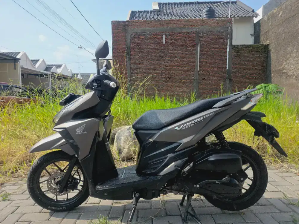 Honda Vario 150 CBS  tahun 2016 mesin terawat bensin pertamax