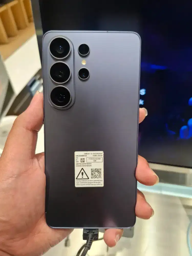 Dapatkan promo Cicilan Samsung S26 Ultra dengan HOMECREDIT