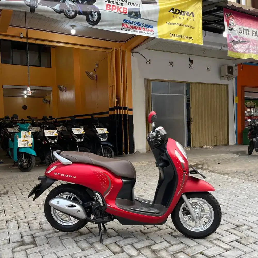 KTP DAERAH BISA DI BANTU CASH/CREDIT SCOOPY PRESTIGE 2024 LIKE NEW