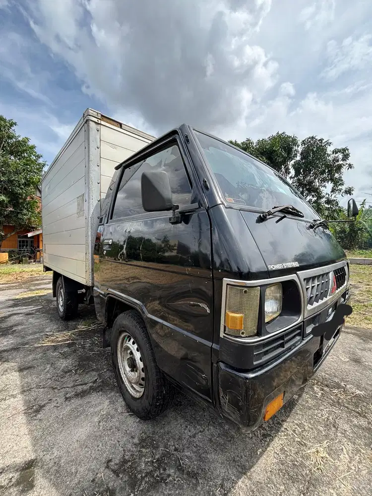 Mitsubishi Colt L300 2011 Diesel
