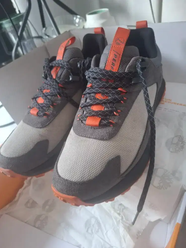 Sepatu Sneaker Timberland Original Ukuran 45