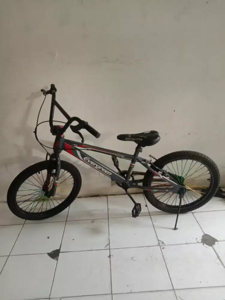 Jual sepeda BMX merk EVERGREEN UK 20