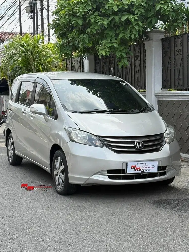 Honda Freed E PSD 1.5 AT 2012