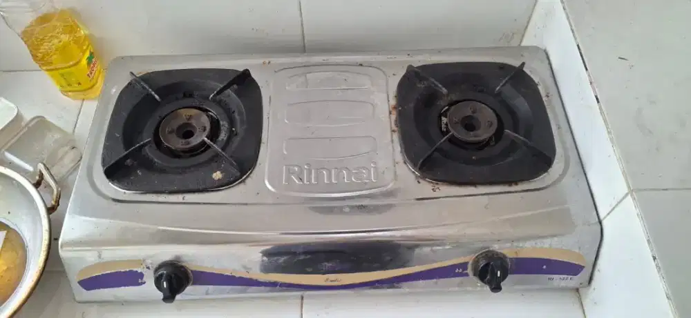 Kompor gas rinai bekas