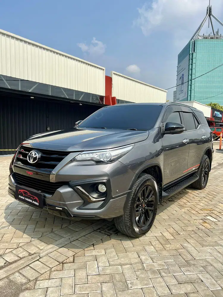 Toyota fortuner vrz TRD sportivo 2.4 AT 2019