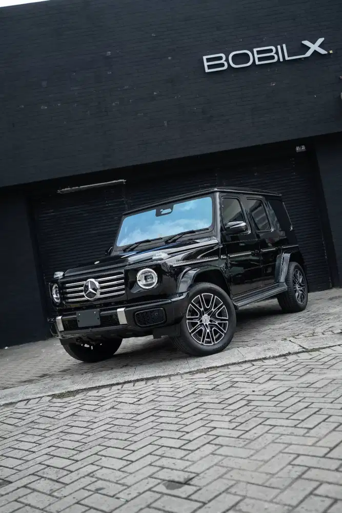 NIK 2025 Mercedes Benz G450d AMG Obsidian Black Metallic