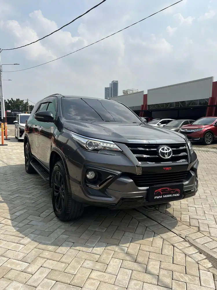 Toyota fortuner vrz TRD sportivo 2.4 AT 2019
