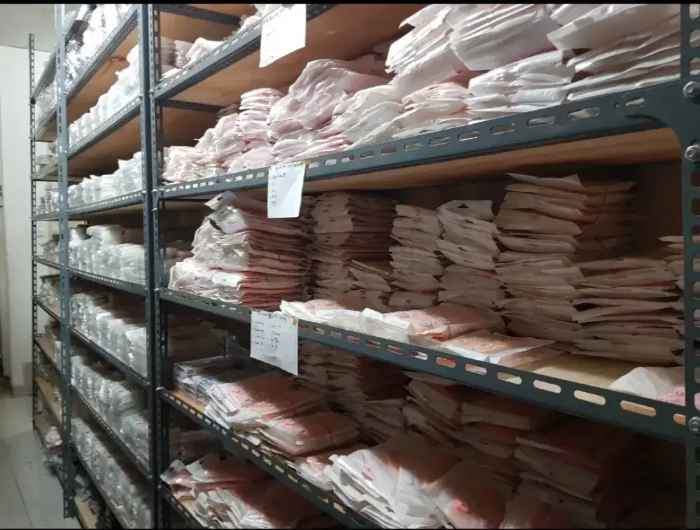 Lowongan Karyawati Online Shop