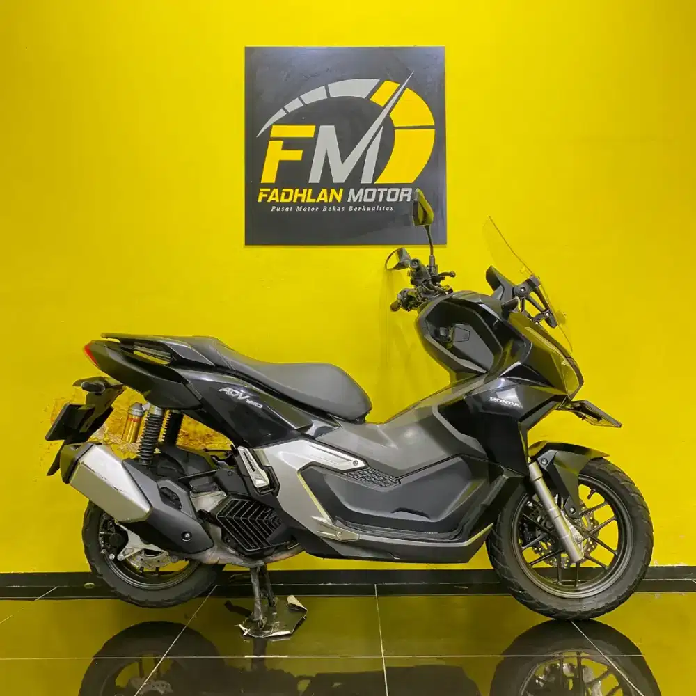 Honda ADV 160 Tahun 2023 Km Low Full Orisinil pajak on
