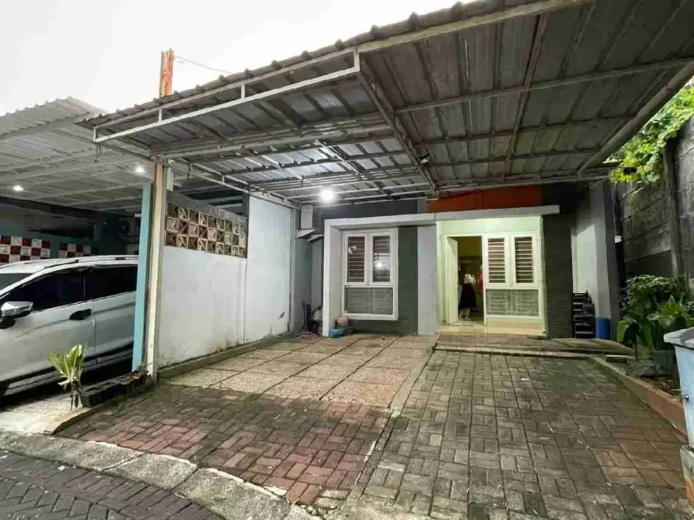 Dijual Rumah 1.5 lantai Murah di Raffles Hills Cibubur