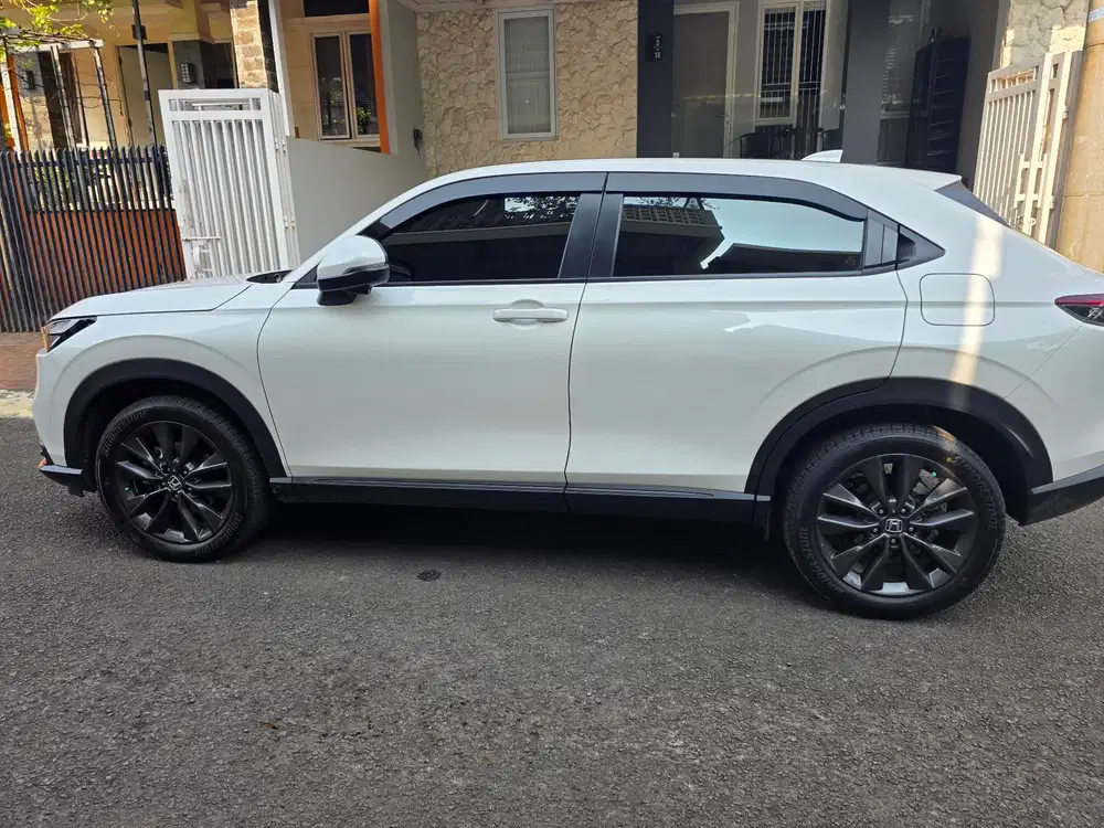 Honda HR-V 2023 Bensin