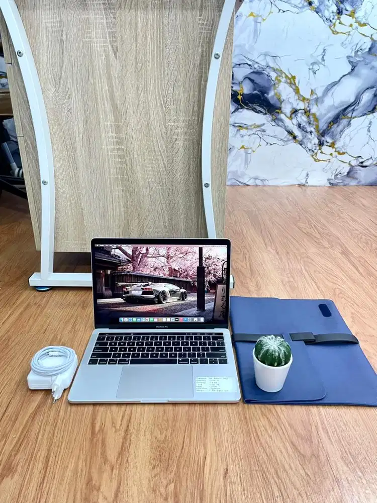 Macbook Pro Retina 13-inci 2019