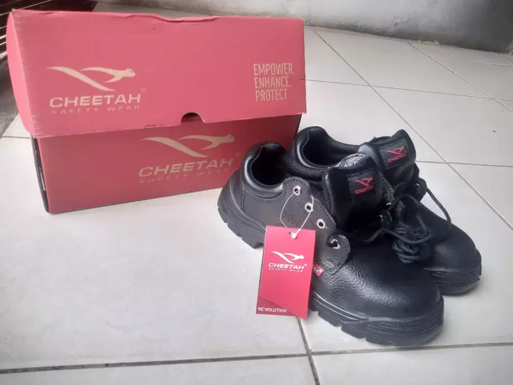 SEPATU SAFETY CHEETAH
