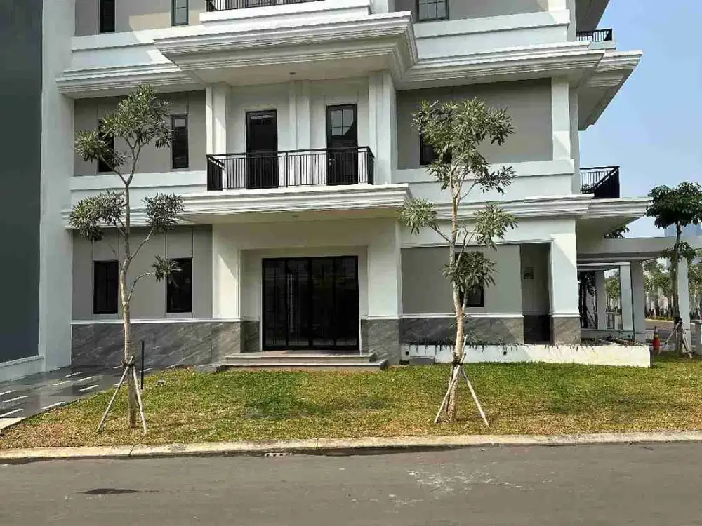 Rumah Mewah Sangat Murah, 3 lantai, Sutera Winona..Tangerang..
