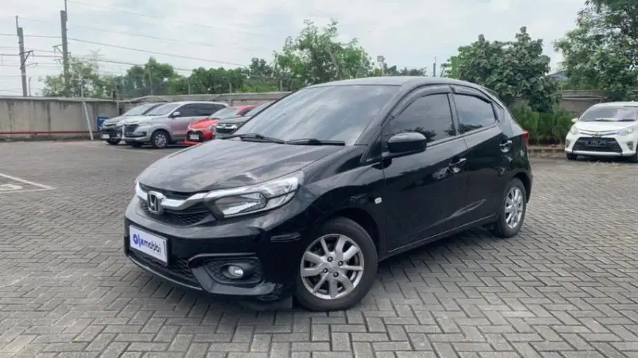 LOW DP Honda Brio Satya 1.2 E Bensin-AT 2020 SRK