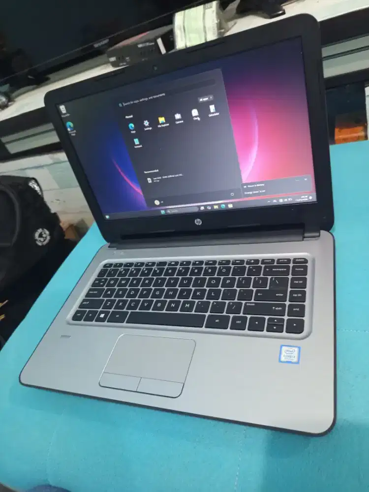 laptop HP 14 Core i3  .Ram 8gb/1TB. Windows 11. NORMAL