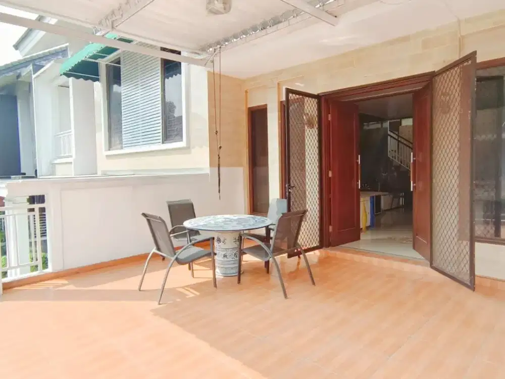 Dijual rumah strategis ada musholla dekat rumah sakit di Bintaro Tangsel LR-8448