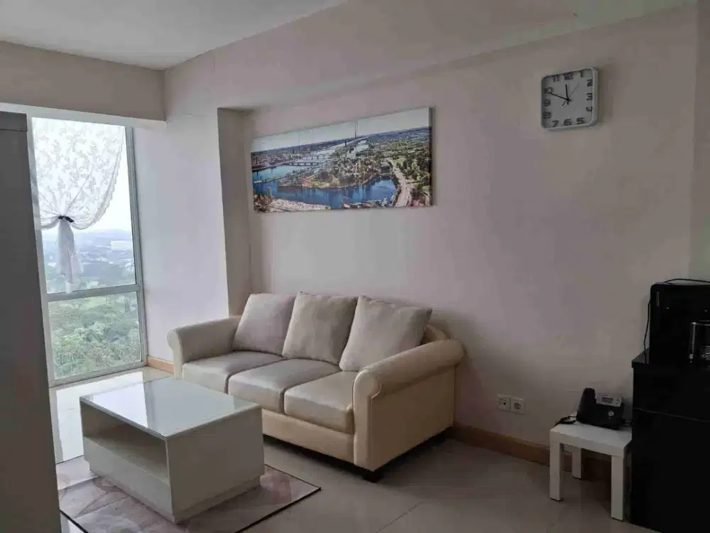 U Residence 2 apartemen, type 2 bedroom besar , full furnish, view golf dan termurah