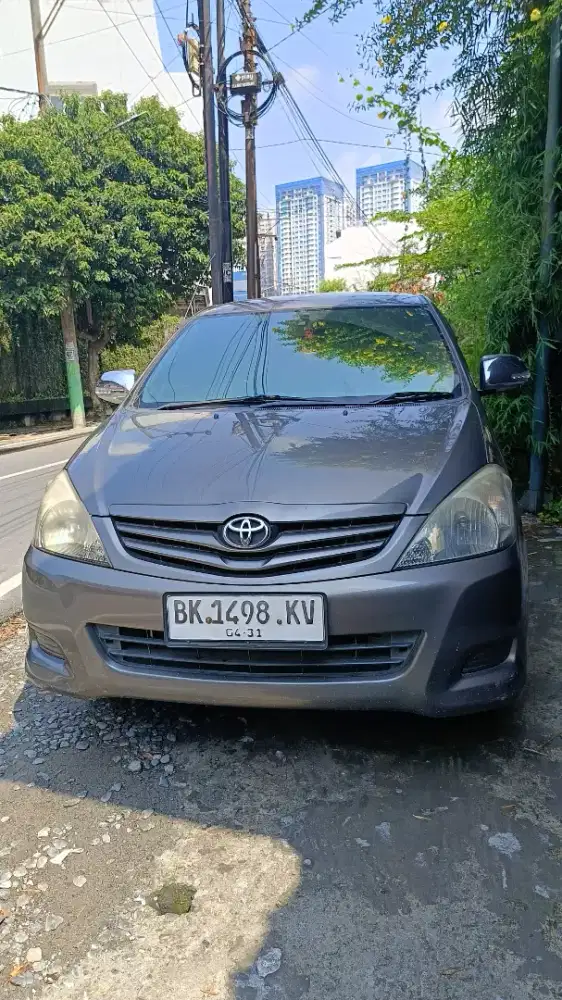 INNOVA 2.0 E BENSIN AT 2011