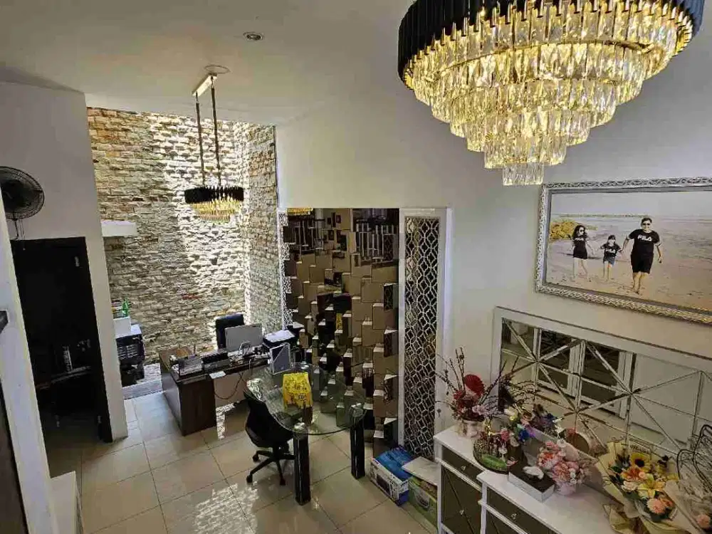 DIJUAL / DISEWAKAN CEPAT RUMAH CITRA 7, Edelweis,  Jakbar