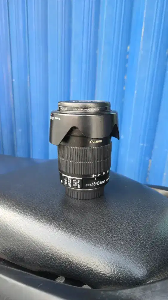 Lensa Canon 18 - 135 IS F 3.5 - 5.6  Sapujagat Mulus Normal