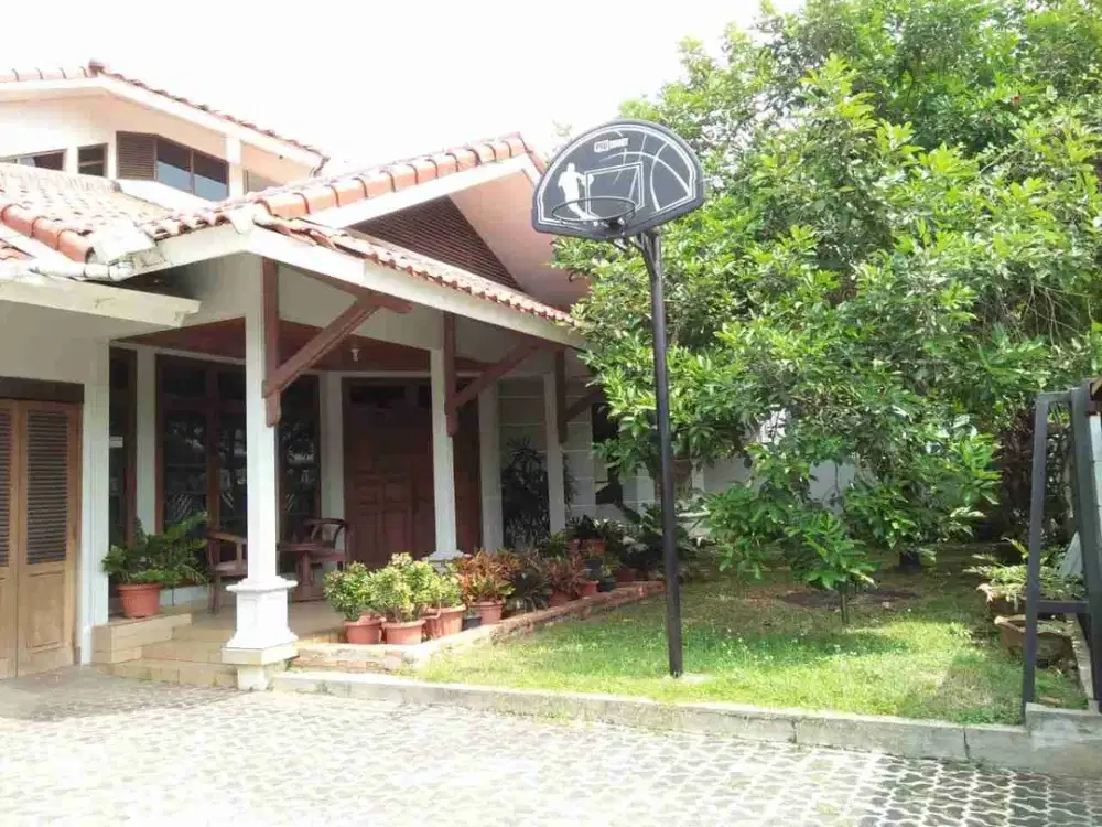 Dijual Rumah Siap Huni Lokasi Strategis di Cinere Depok Nego