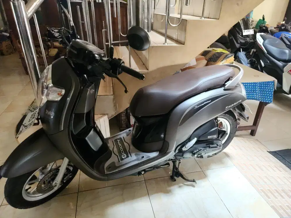 Scoopy coklat 2019awal gbm kredit // tunai