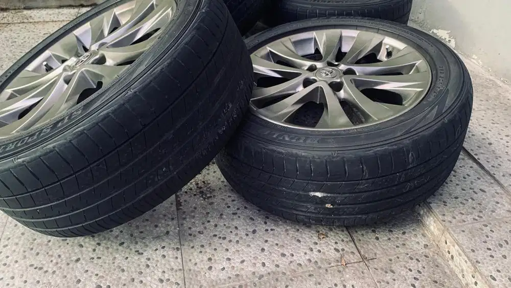 Velg R18/7.5 replika Alphard PCD 5x114