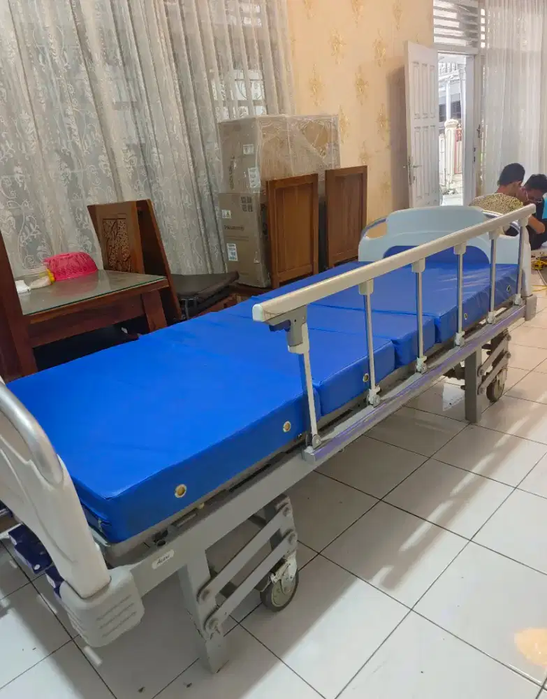 Ranjang Pasien Acare type HCB-M0032