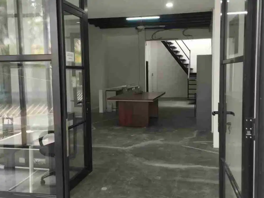 Ruko Muara Karang 2.5 lantai uk 5x20 cocok untuk kantor