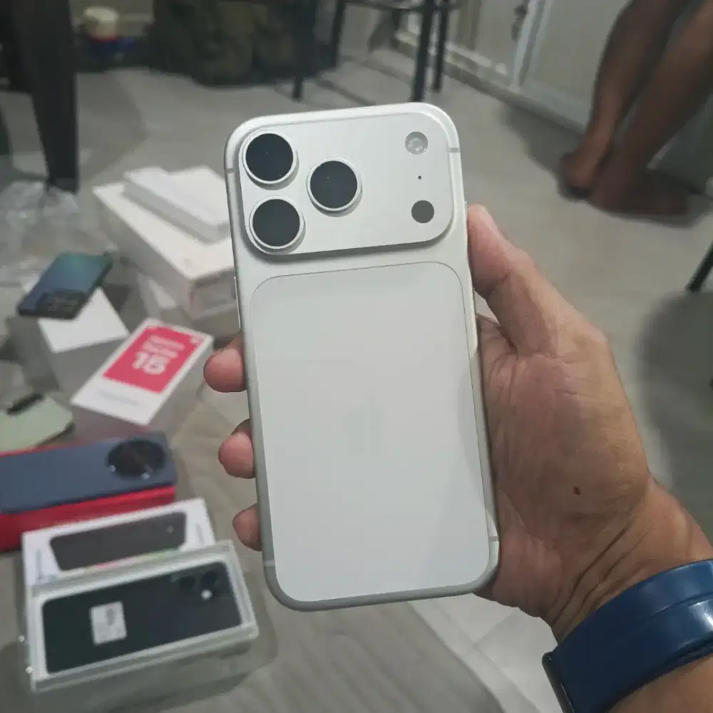 Iphone 17 pro 256GB ibox lengkap mulus normal