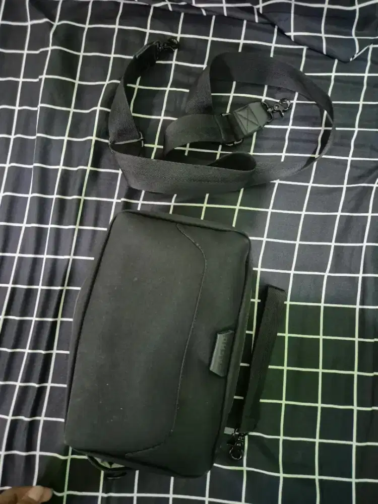 Tas Selempang dan Hand Bag Pria (Second)