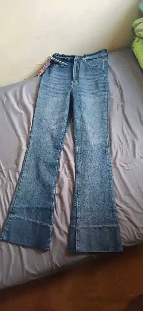 Jual cb jennie uk 28 kekecilan mau up 29