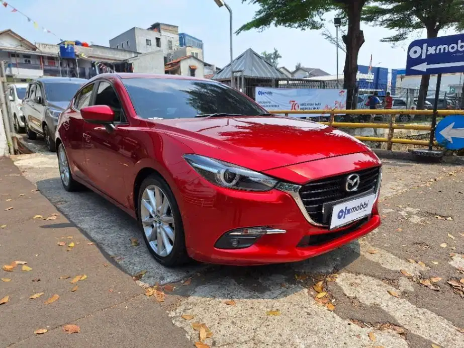 DP MURAH Mazda 3 2.0 Skyactive-G Hatchback Bensin-AT 2019  CJVKB