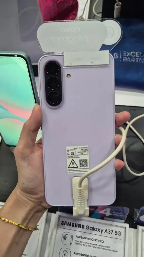 Samsung galaxy A37 5G ram 8+8/256 garansi sein
