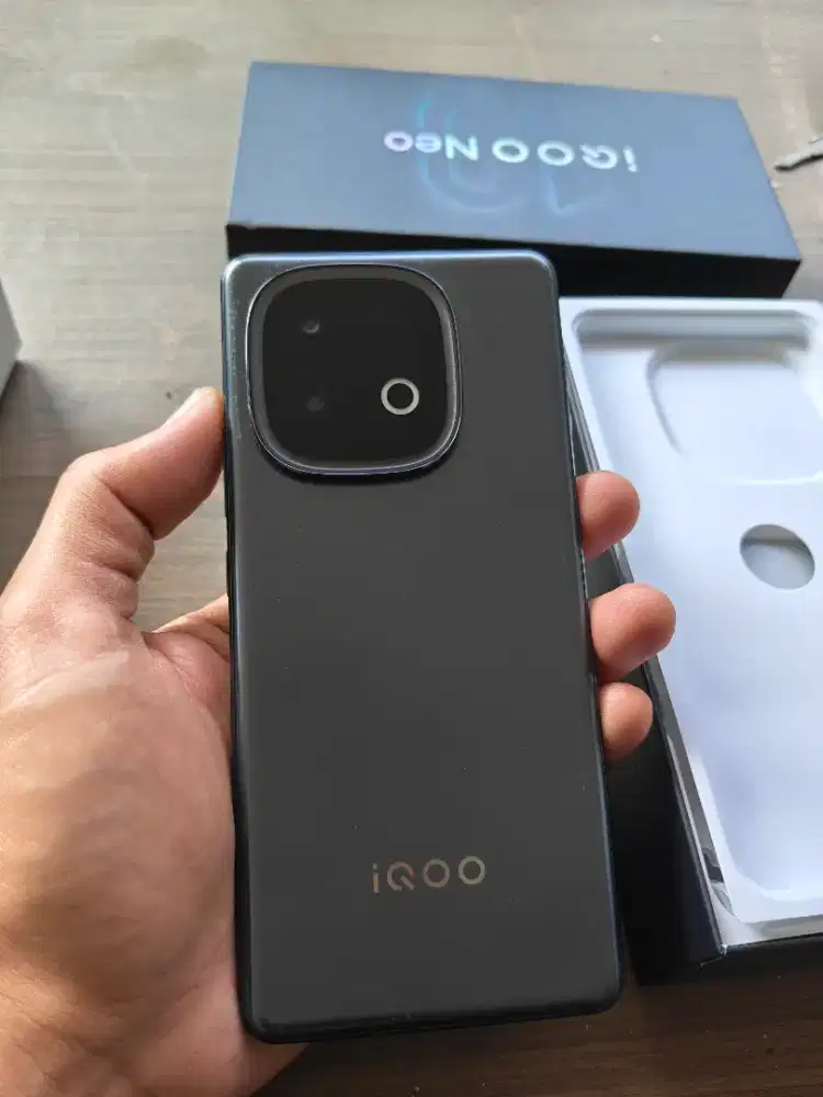 Iqoo Neo 10 12 /256 likenew garansi
