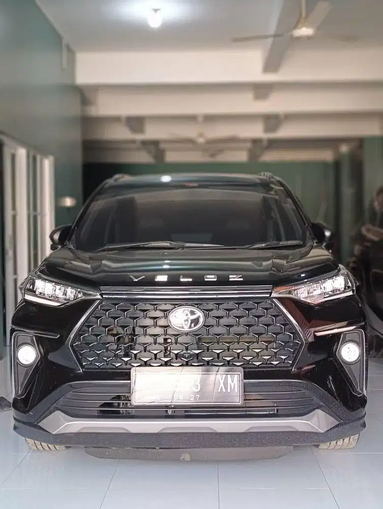 veloz Q 2022 tgn1 km5rb seperti baru