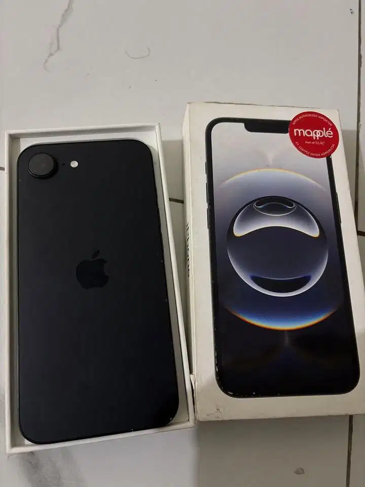 iphone 16e 128GB mapple