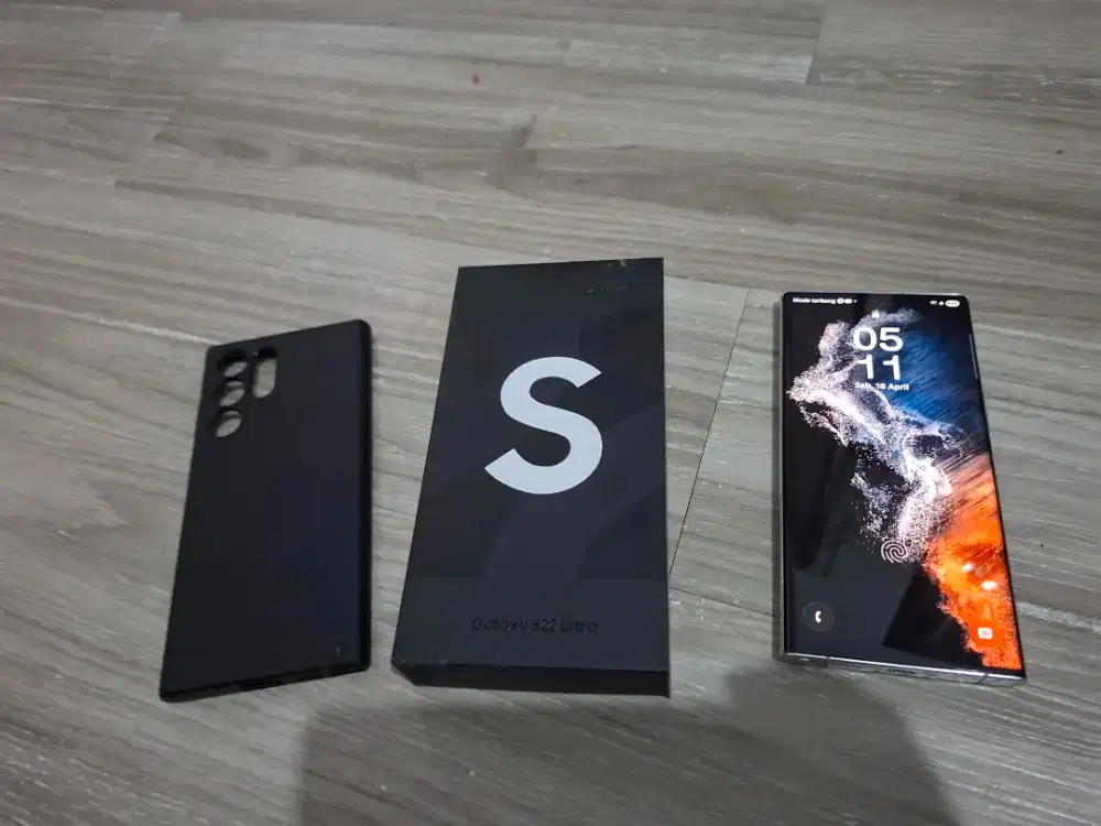 Samsung S22 ultra 8 128