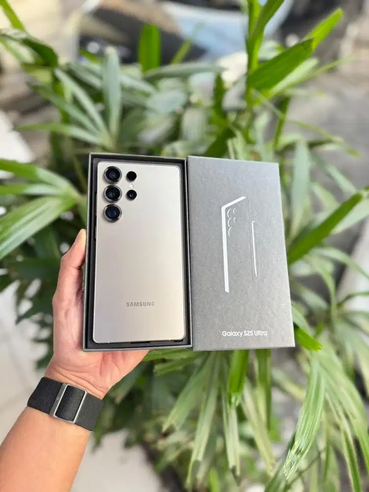 Samsung S25 Ultra 5G 12/512 gb SEIN Second Like New