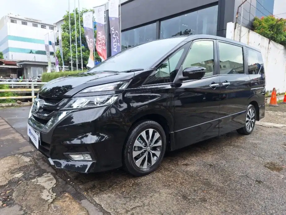 DP MURAH Nissan Serena 2.0 Highway Star Bensin-AT 2019 Merah CTIZB
