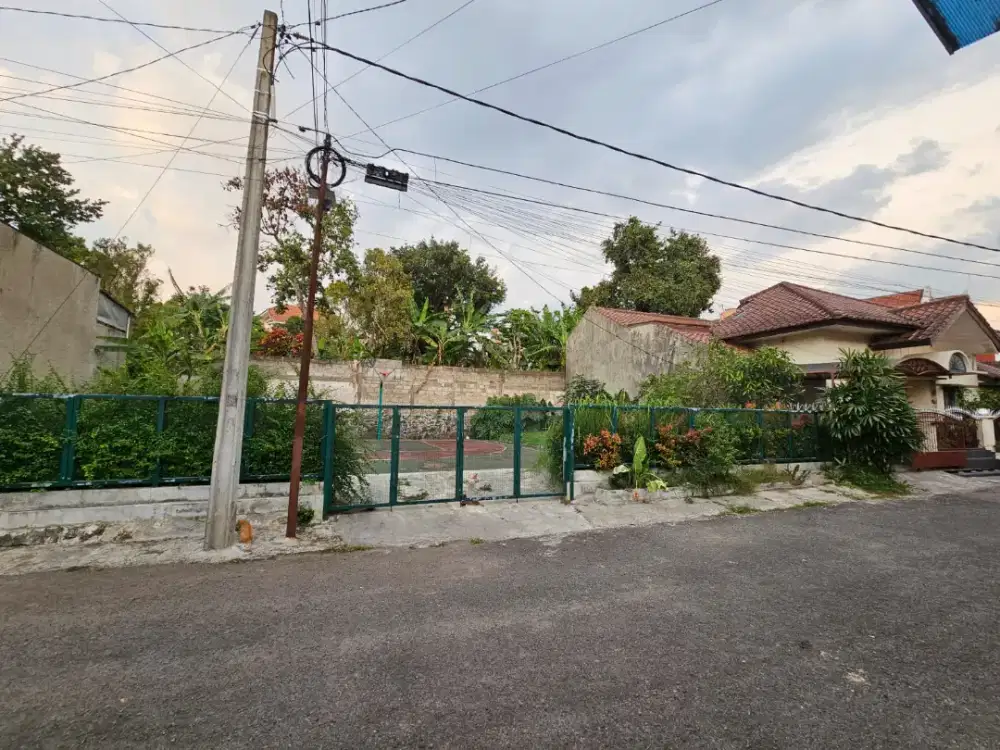 TANAH KAVLING MATANG SIAP BANGUN BISA DIBUAT 4 RUMAH SARIKASO BANDUNG