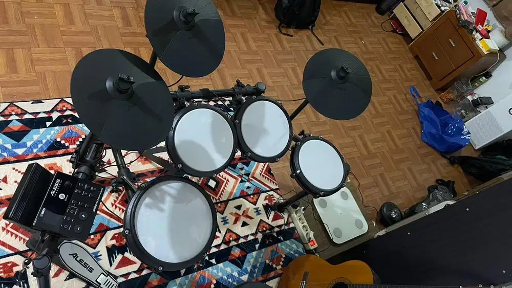 Alesis Nitro Max Kit Electric Drum Like New